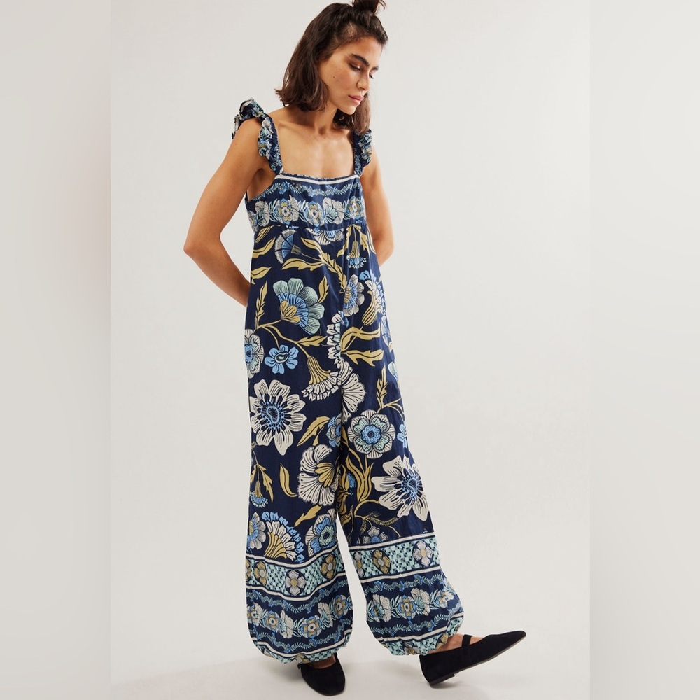 Free People Bali Albright Jumpsuit in Navy Combo size Small